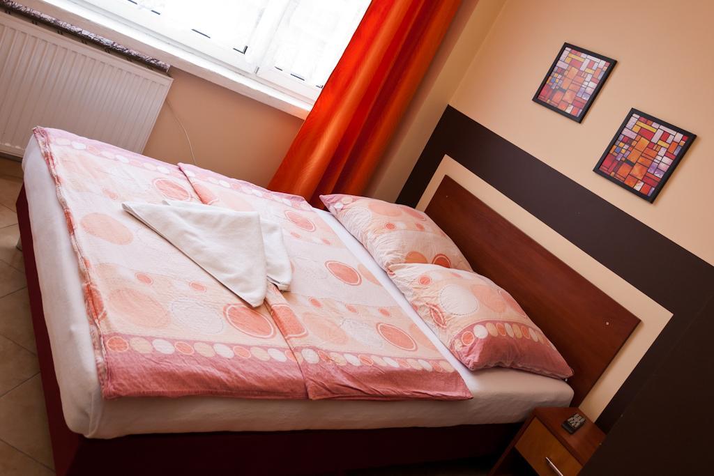 Hotel Elda 2 Бидгошч Екстериор снимка