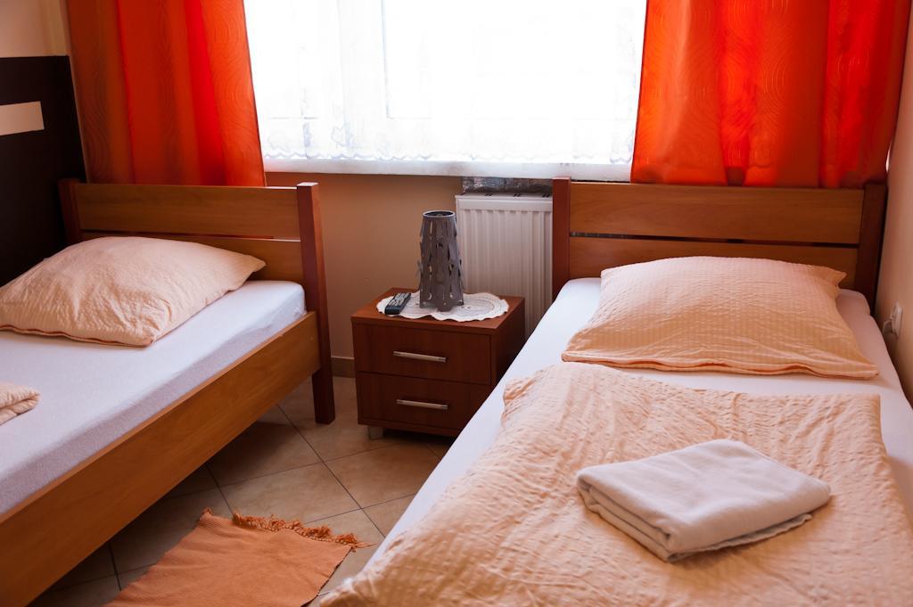 Hotel Elda 2 Бидгошч Екстериор снимка