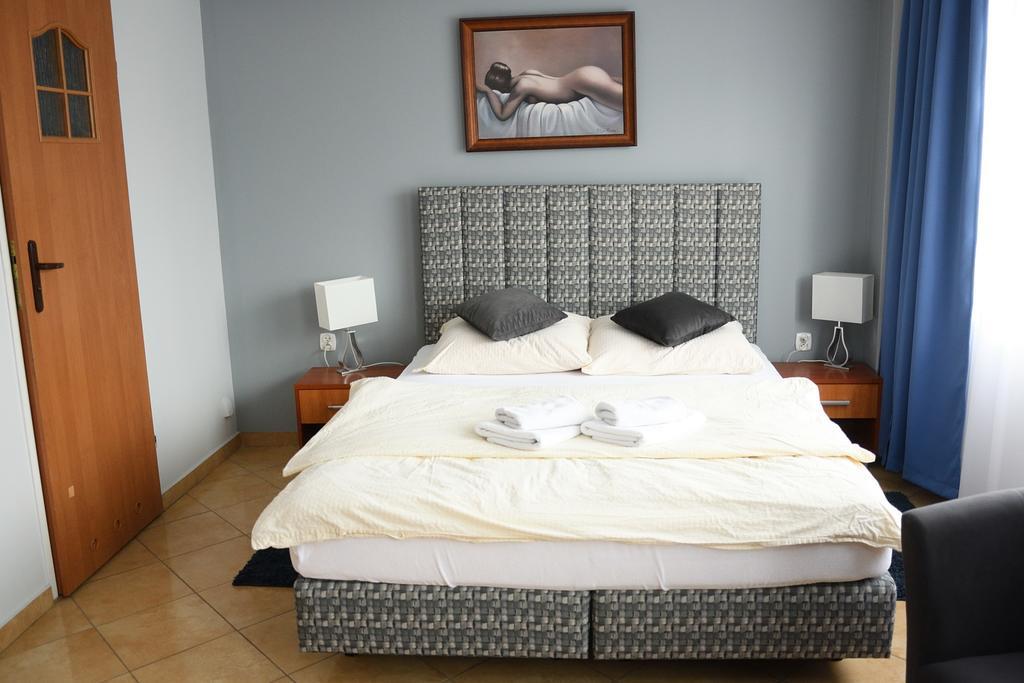 Hotel Elda 2 Бидгошч Екстериор снимка