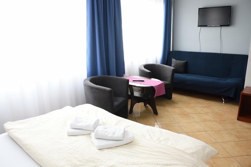 Hotel Elda 2 Бидгошч Екстериор снимка
