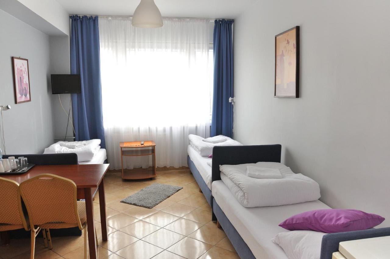 Hotel Elda 2 Бидгошч Екстериор снимка